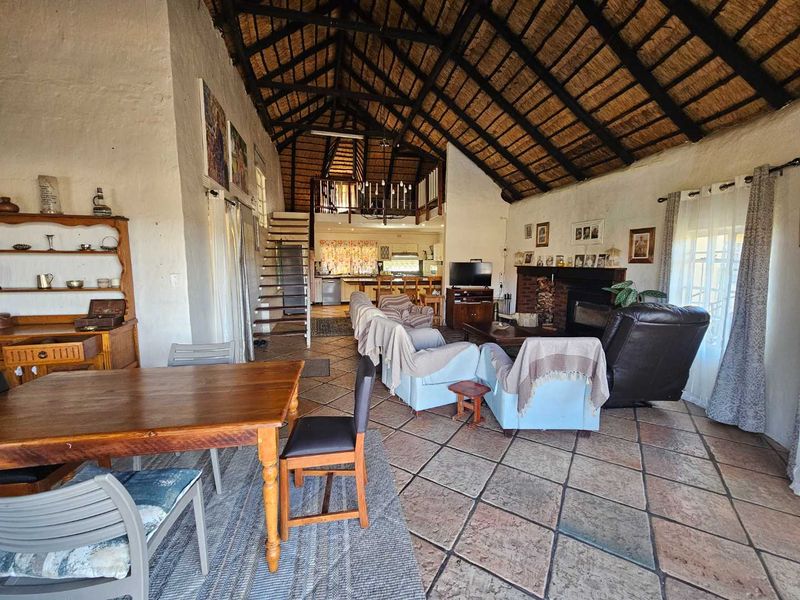 Magnificent 20-Hectare Drakensberg Lifestyle Farm with Panoramic Mountain Views, Kamberg - Photo 8