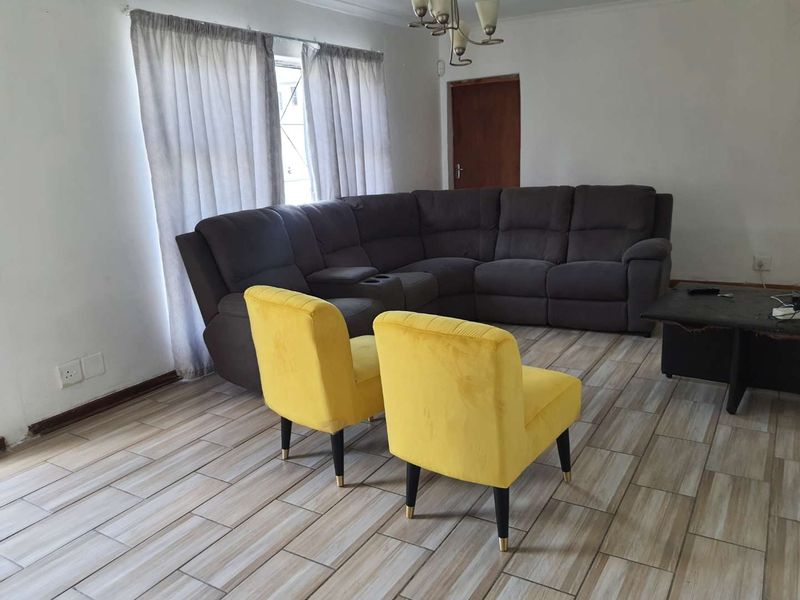 3 Bedroom Home for Sale in Rowallan Park! - Photo 8