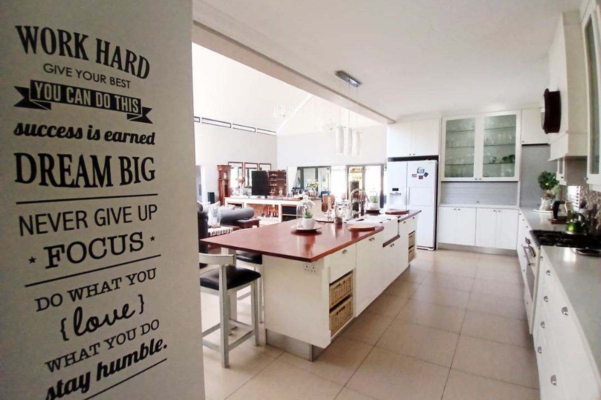 Rare Opportunity - Luxury Living in Omeya. - Photo 5