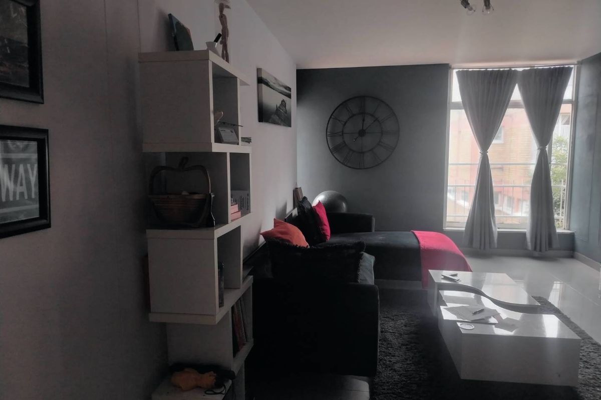 A MODERN APARTMENT - Photo 4