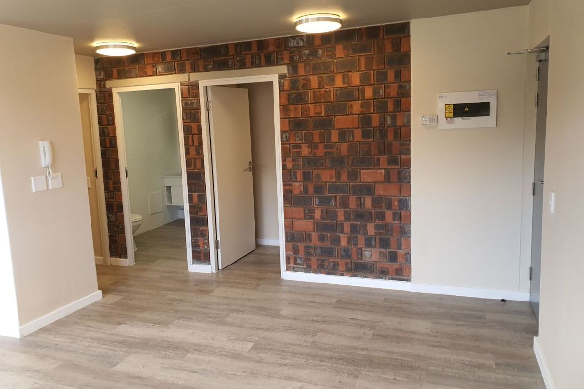 Stylish Obs Court Apartment. - Photo 5