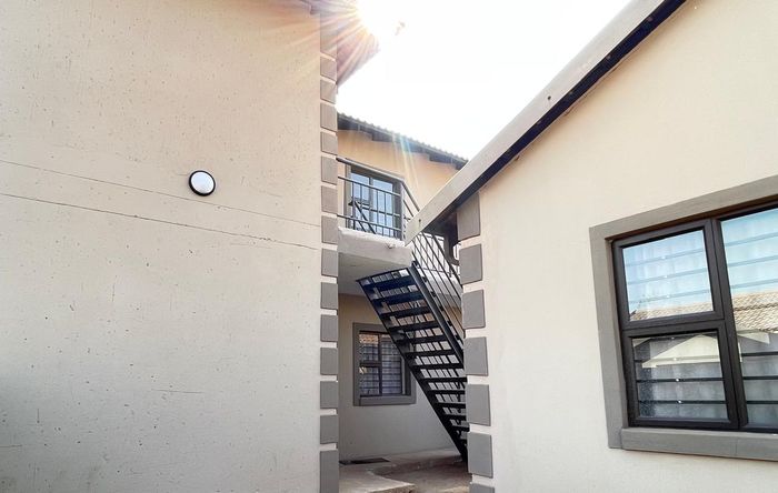 Property #2415198, Apartment Rental Monthly in Vosloorus Ext 24