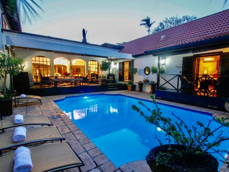 Hendra Estates - Furnished master piece!! - Photo 8