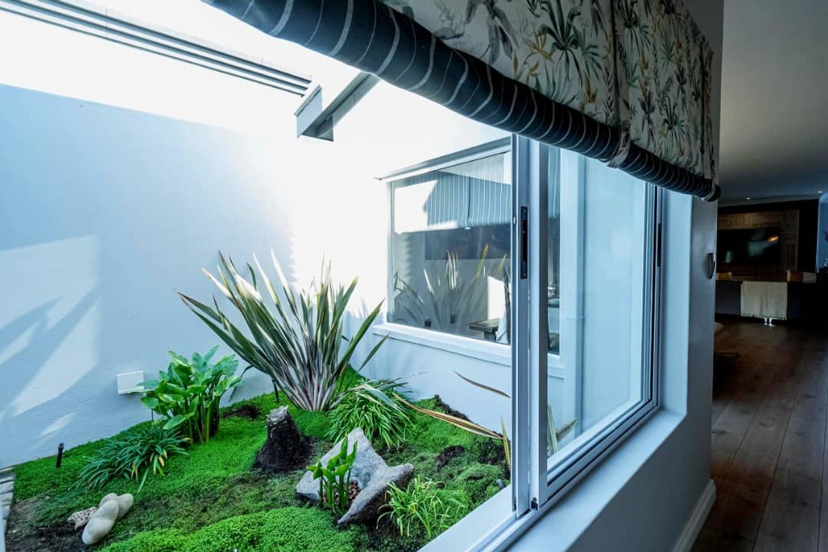 Beautiful family home in Henties Bay. - Photo 2