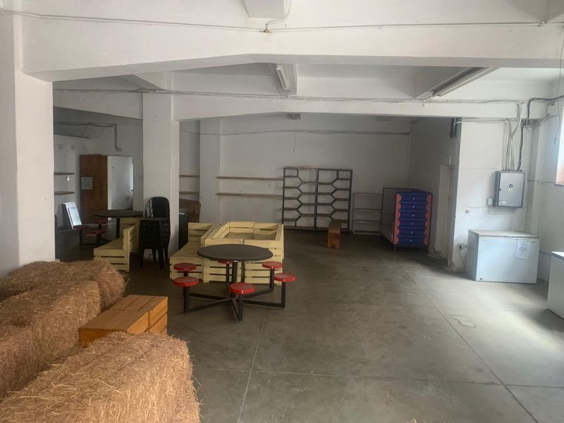 700 square mitre under roof of commercial building in the heart of Johonnesburg - Photo 6