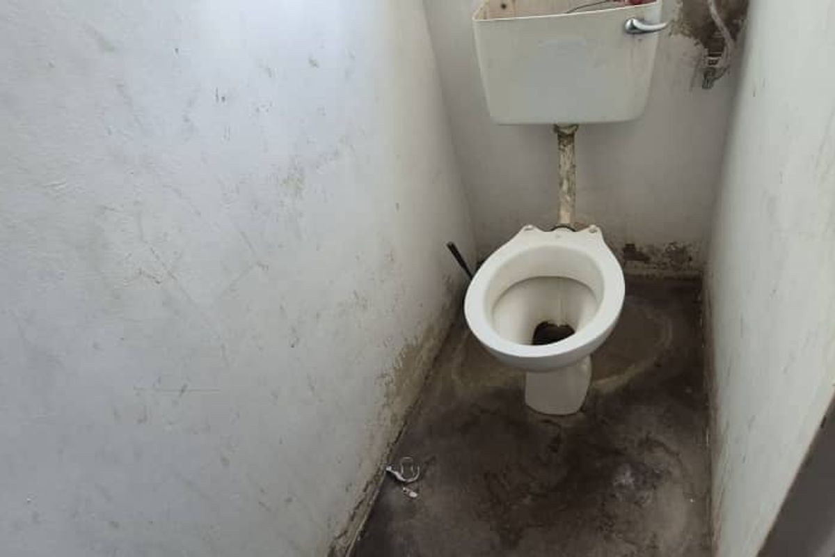 Prime Investment Opportunity in Grysblock – N$1,600,000 Excluding Costs and N$18k Monthly Income - Photo 4