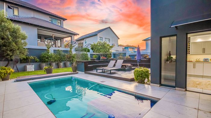 Property #2155095, House For Sale in The Hills Game Reserve Estate