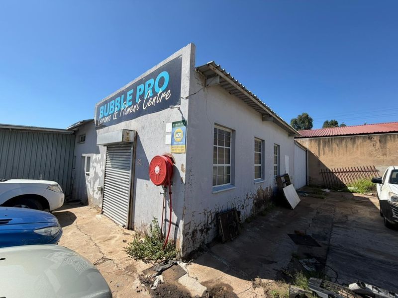 COMMERCIAL SPACE AVAILABLE IMMEDIATELY IN SILVERTON,PRETORIA. - Photo 4