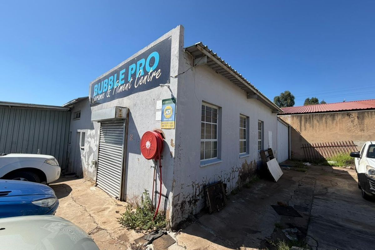 COMMERCIAL SPACE AVAILABLE IMMEDIATELY IN SILVERTON,PRETORIA. - Photo 4