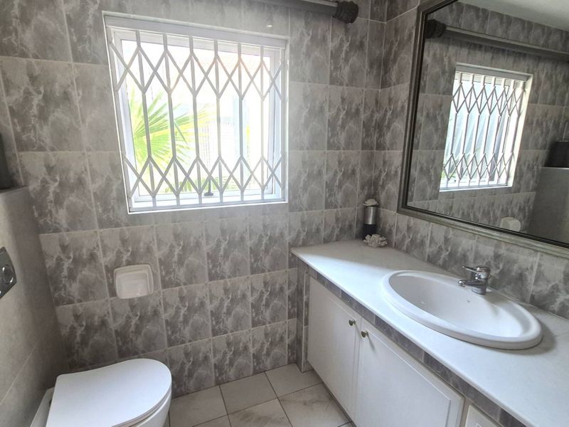 Exceptional 5 Bedroom Free Standing House in Morningside – Prime Position Near Sandton CBD | Ideal Luxury Home or Boutique Guesthouse Opportunity** - Photo 3