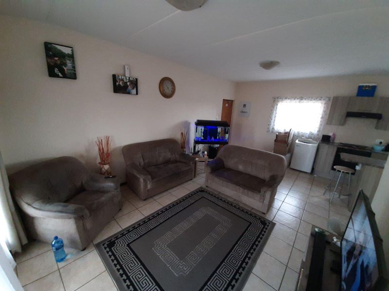 LOOKING FOR A FRESH START? YOUR IDEAL HOME AWAITS! - Photo 10