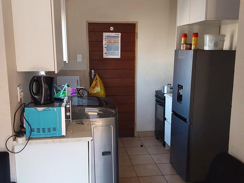 3 Bedroom House to Rent in Sky City, Alberton - Photo 3