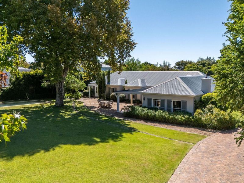 Vista Verde – a warmly inviting family home! - Photo 9