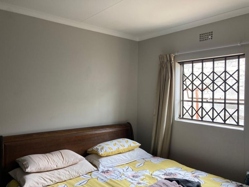 Riverside View - R 960 000 Family Home! - Photo 9