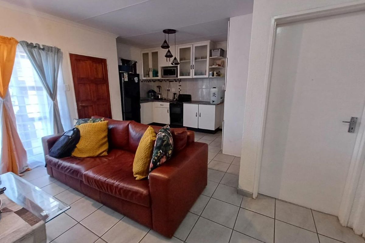Modern 3 bedroom house - Photo 4