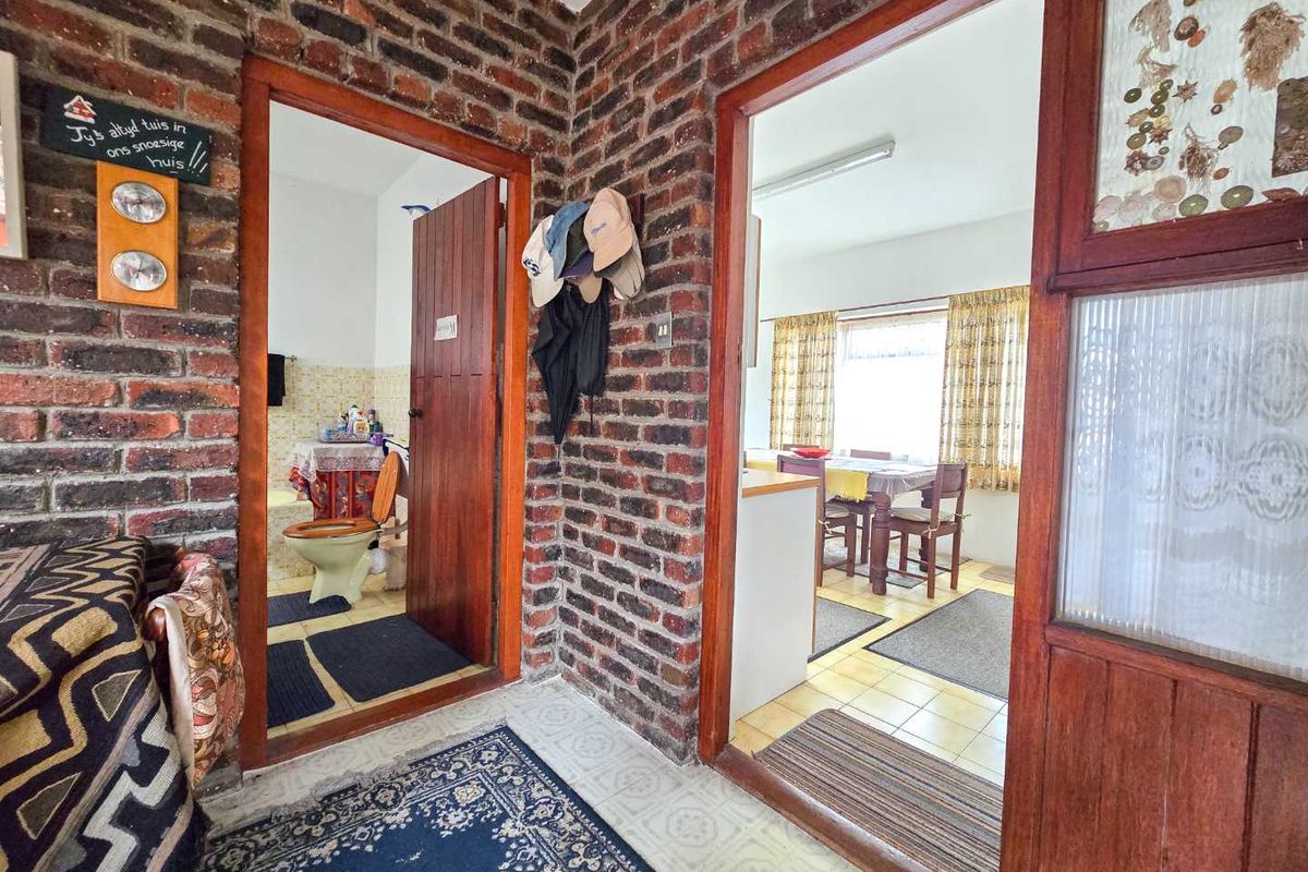 Riverfront opportunity - Stilbaai-Oos. - Photo 3