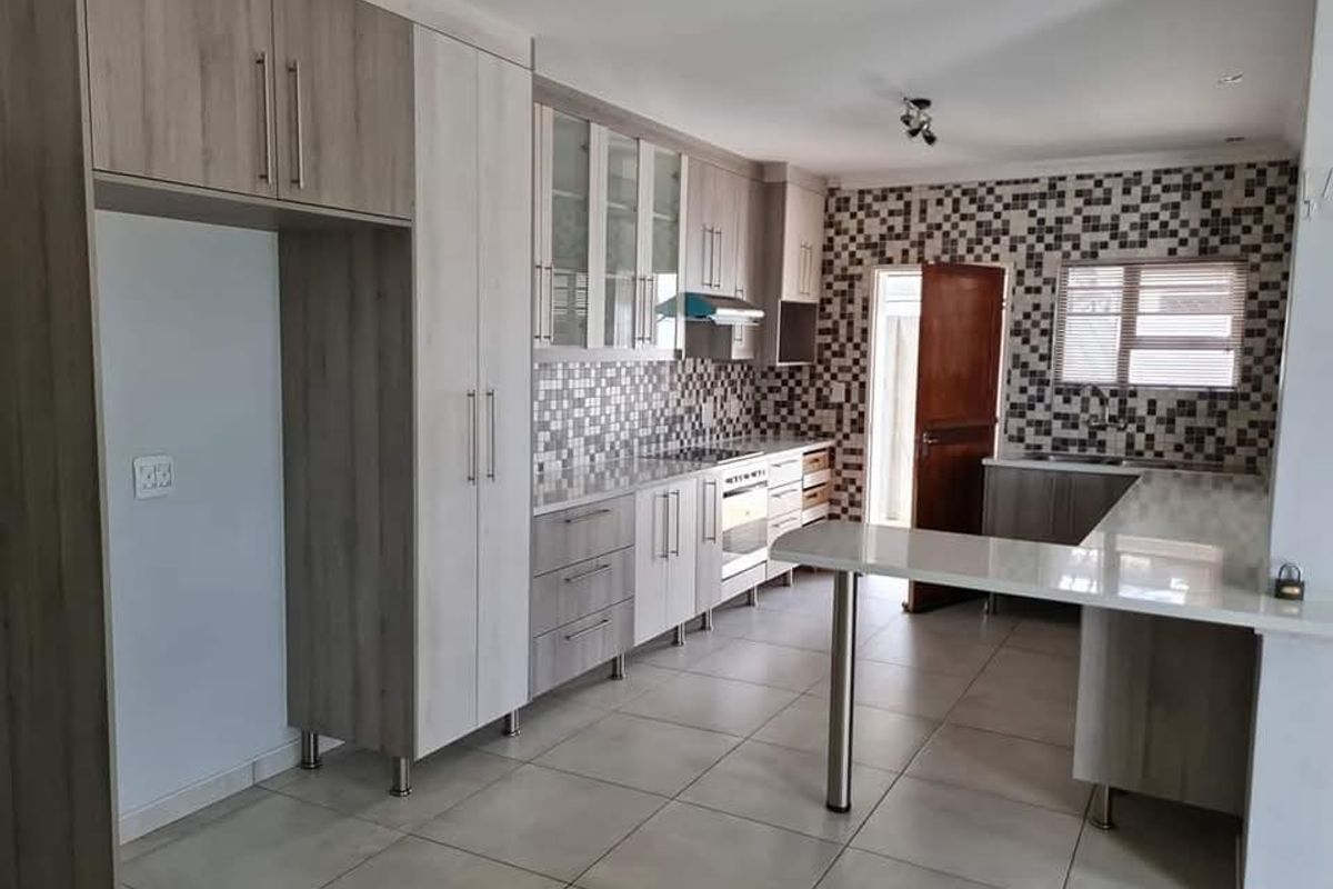 Step into this beautiful maintained and very neat family home, perfectly located in Extension 6, Okahandja. - Photo 3