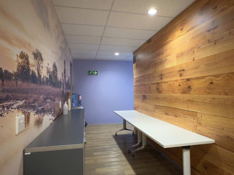 903m2 of prime office space to let in Foreshore - Photo 6