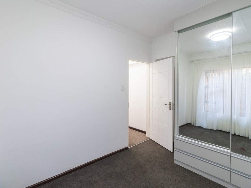 3 bedroom Cluster in Blue Lakes Estate - Photo 5