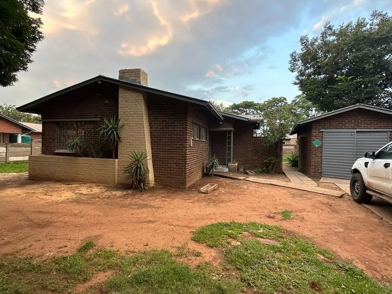 Newly Renovated 3 Bedroom House For Sale in Vanderbijlpark CW5 - Photo 8