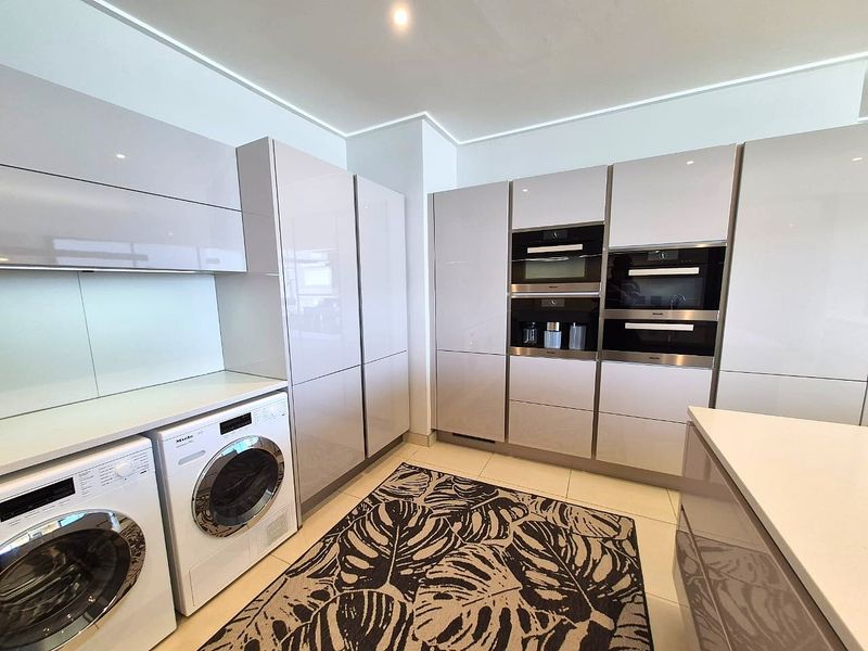Luxury Apartment with 180' Seaview - Photo 4