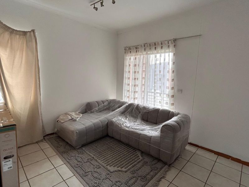 Immaculate 2-Bedroom Apartment at The Wedge, Esther Park - Photo 5