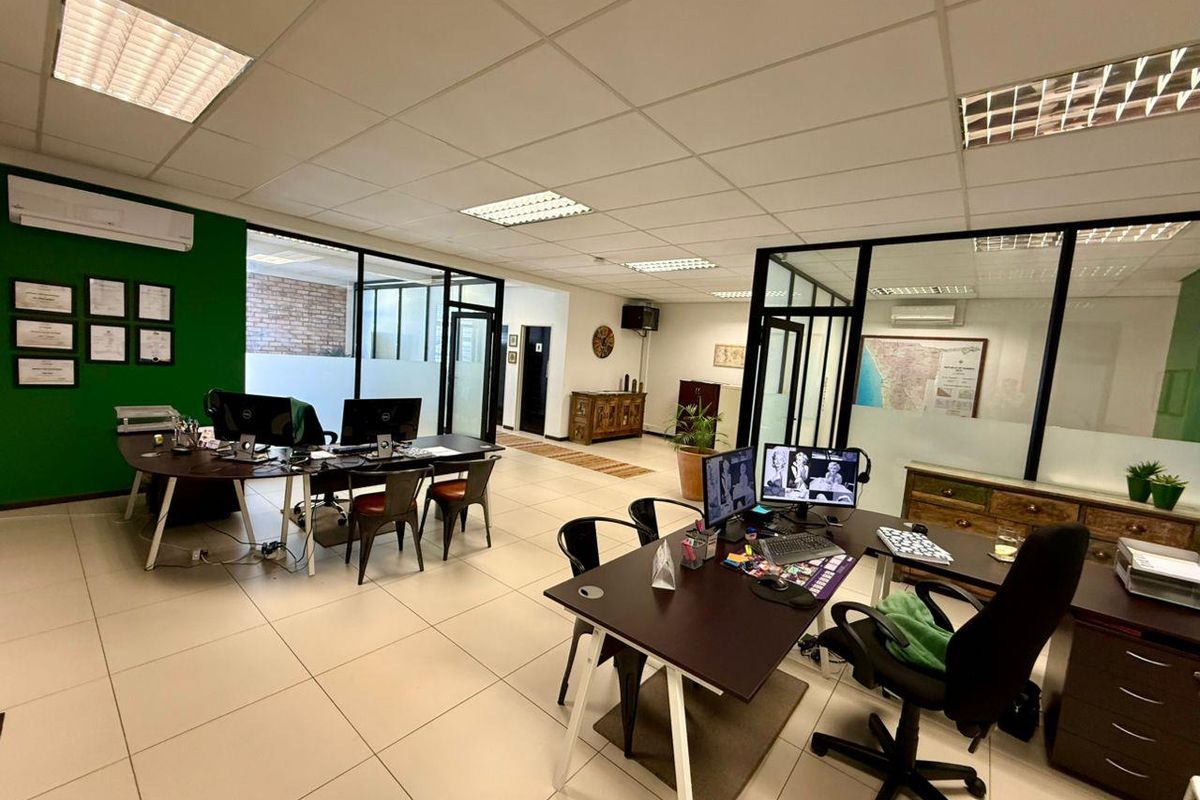 Modern A-Grade Office Space For Sale - Photo 2