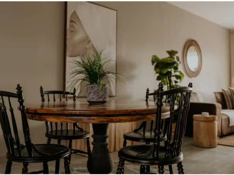 Swakopmund CBD - Fully Furnished Apartment - To Let for N$20 000 per month - Photo 3