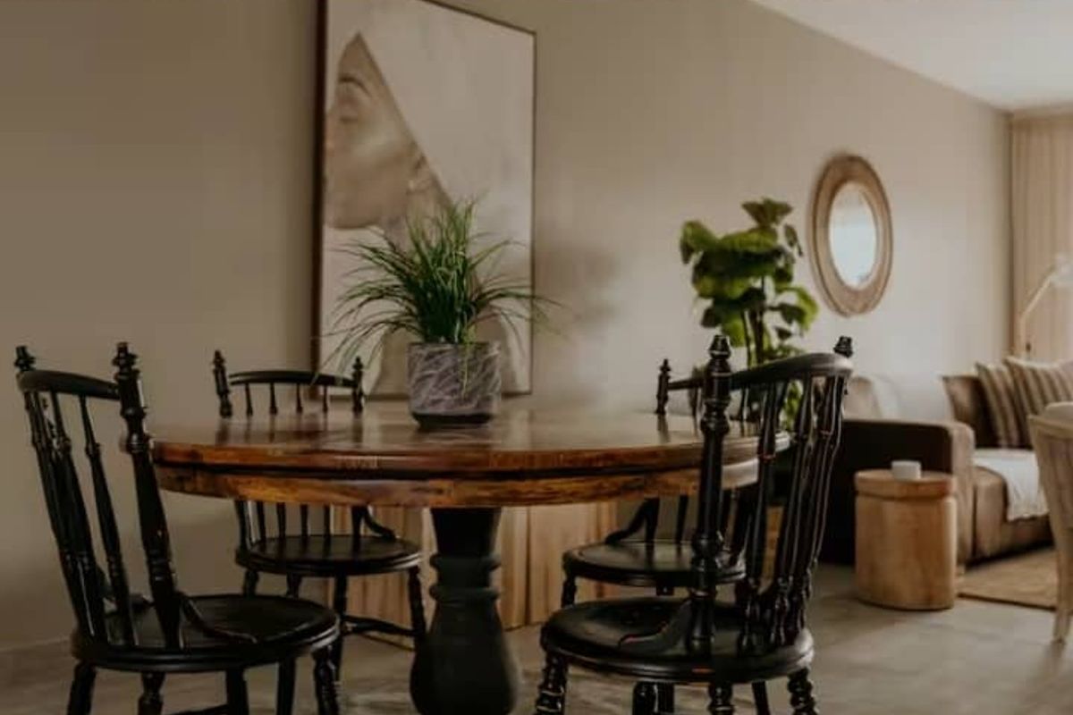 Swakopmund CBD - Fully Furnished Apartment - To Let for N$20 000 per month - Photo 3