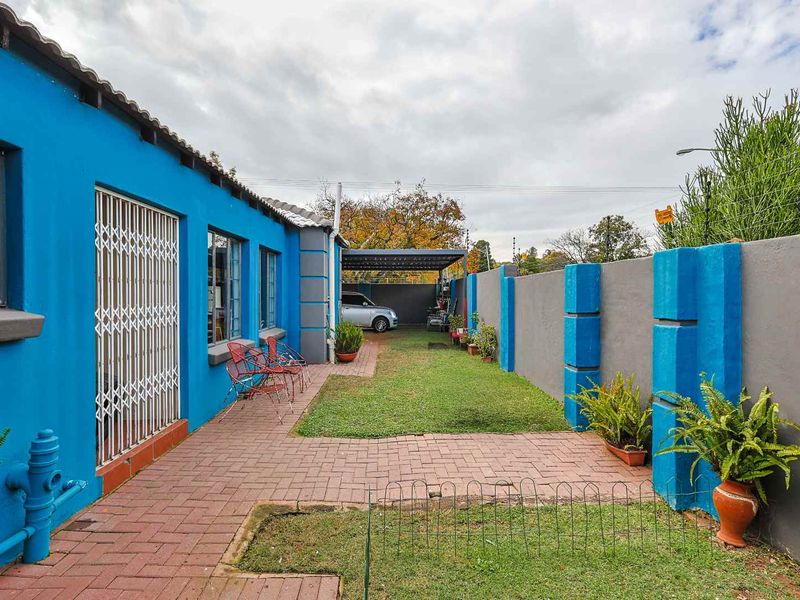5 Bedroom House - Photo 6