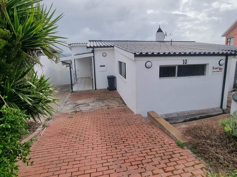 Sea Views, Space & Income Potential in Central Yzerfontein - Photo 5