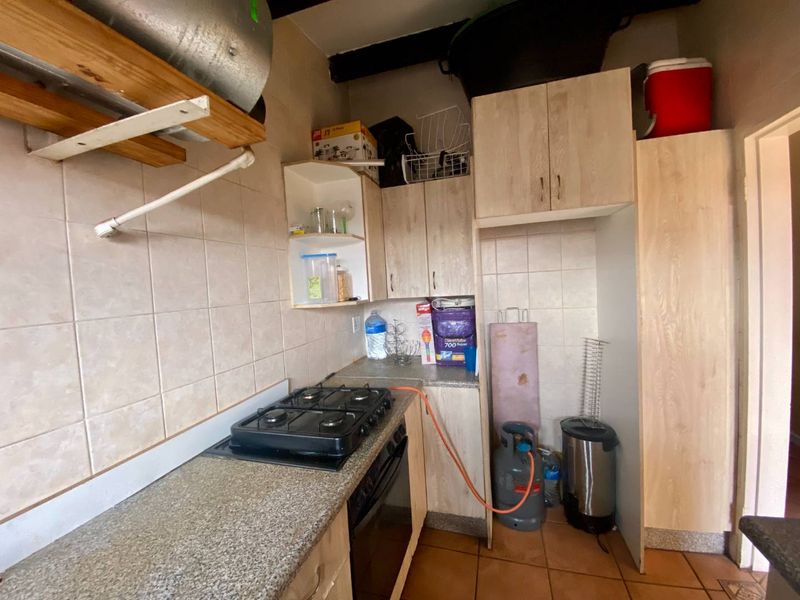 Own your space - Photo 5