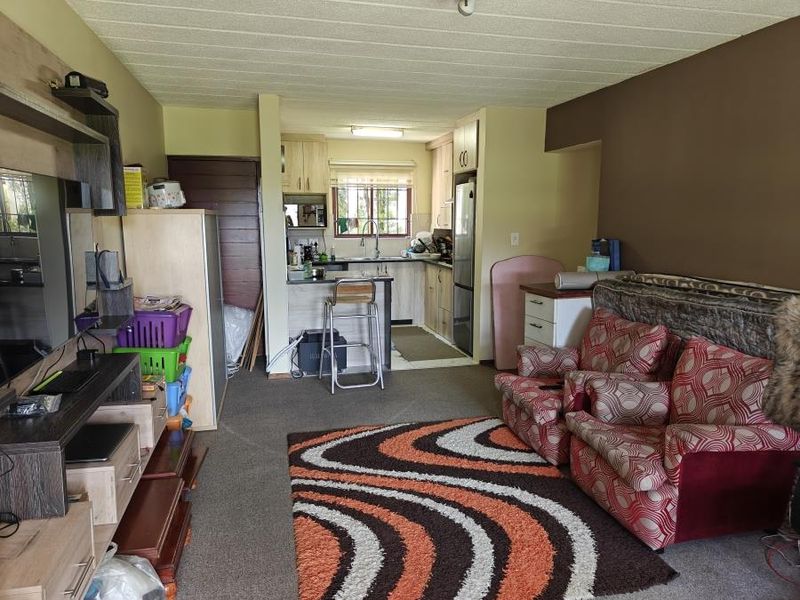 Upgraded 2-Bed, 2-Bath Ground-Floor Unit | Secure Complex | Robindale, Randburg - Photo 8