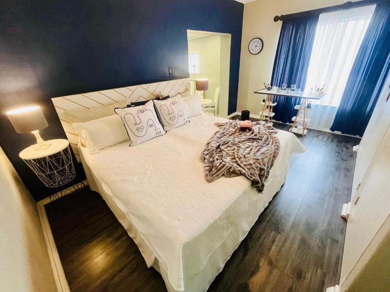 Your Dream 3 Bedroom Home In South Crest Awaits-Move In, Unpack, Enjoy. - Photo 6