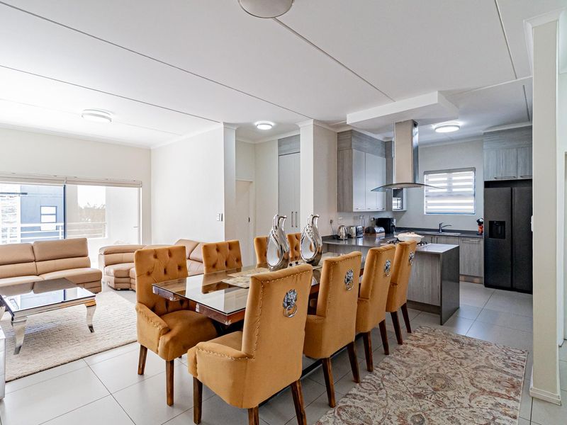 Modern 3 Bedroom Apartment for Sale in 92 on New, Carlswald | R1 800 000 - Photo 4