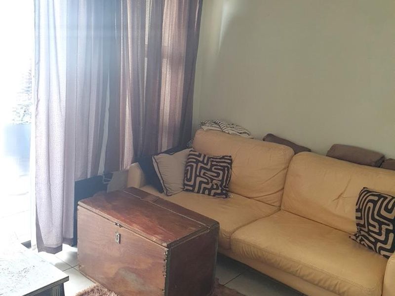 Cozy two-bedroom ground floor apartment for sale in Brentwood Park, Benoni - Photo 4