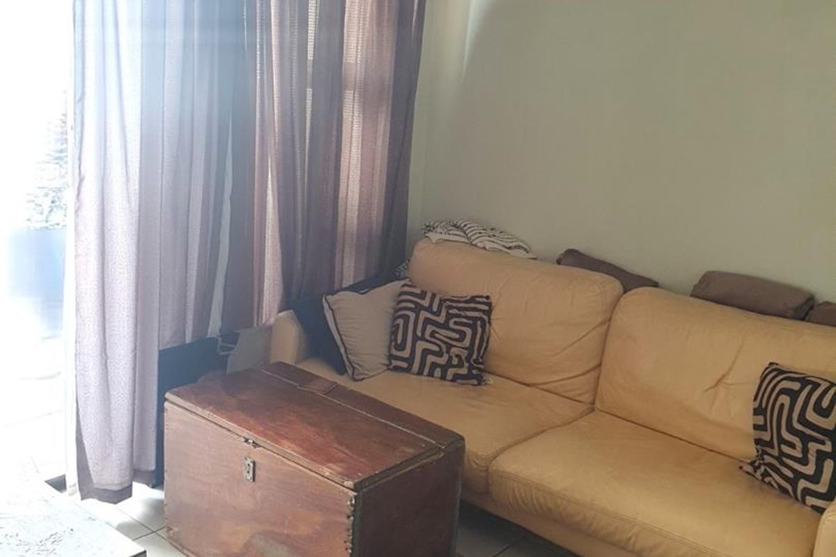 Cozy two-bedroom ground floor apartment for sale in Brentwood Park, Benoni - Photo 4