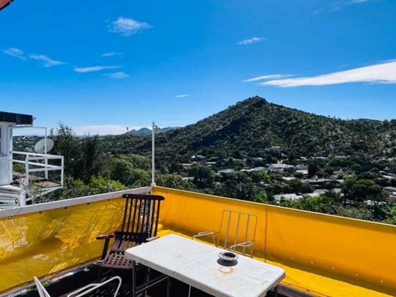 Beautiful house with amazing view - Photo 8