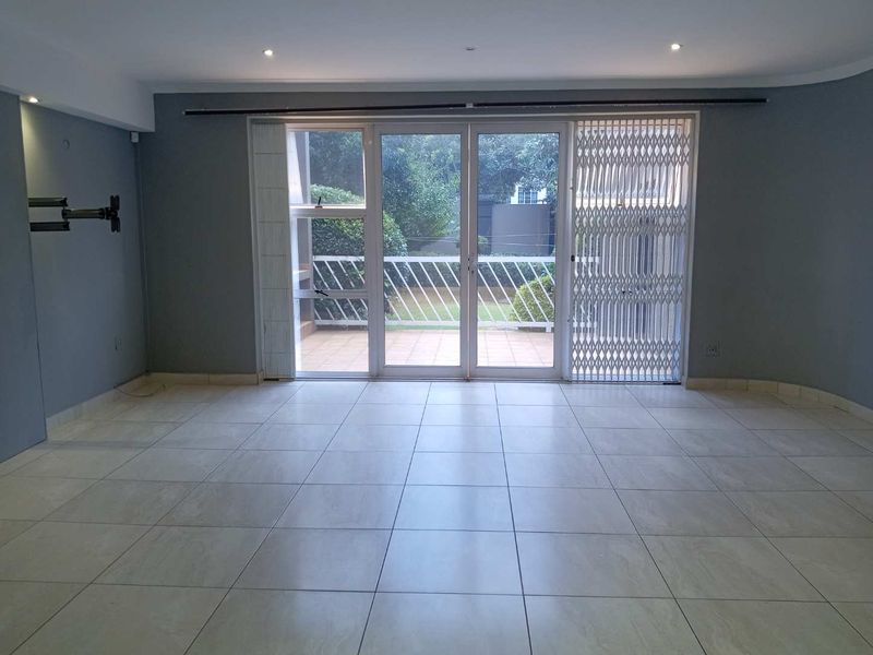 3 Bedroom ,3 Bathroom family home To Let - Photo 9