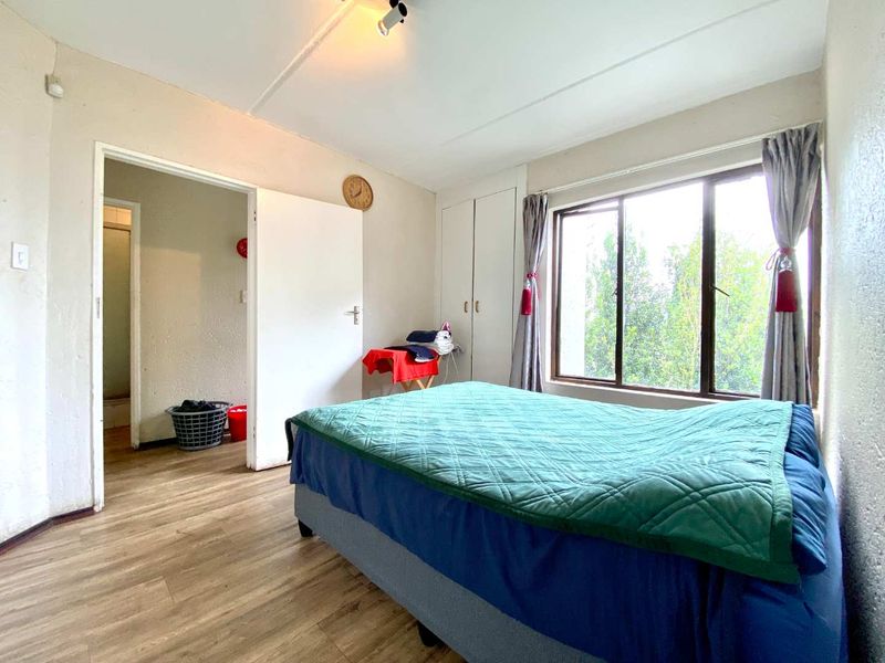 AFFORDABLE 1 BEDROOM APARTMENT IN MORNINGSIDE - Photo 8
