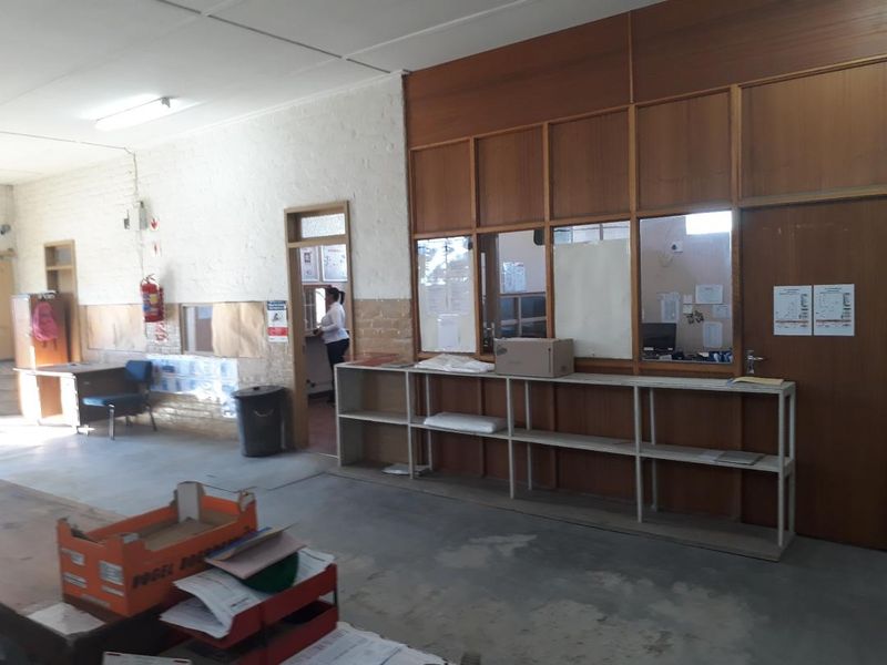 Warehouse to rent - Keetmanshoop - Photo 9