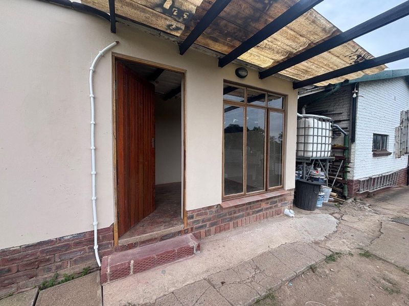 1 Bedroom Apartment to Rent in Hatton Estates - Photo 5