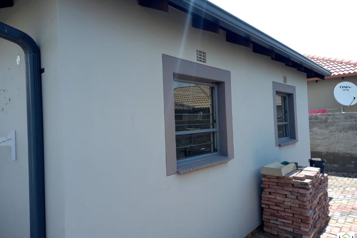 Riverside View R 885 000- 3 Bed Home! - Photo 5
