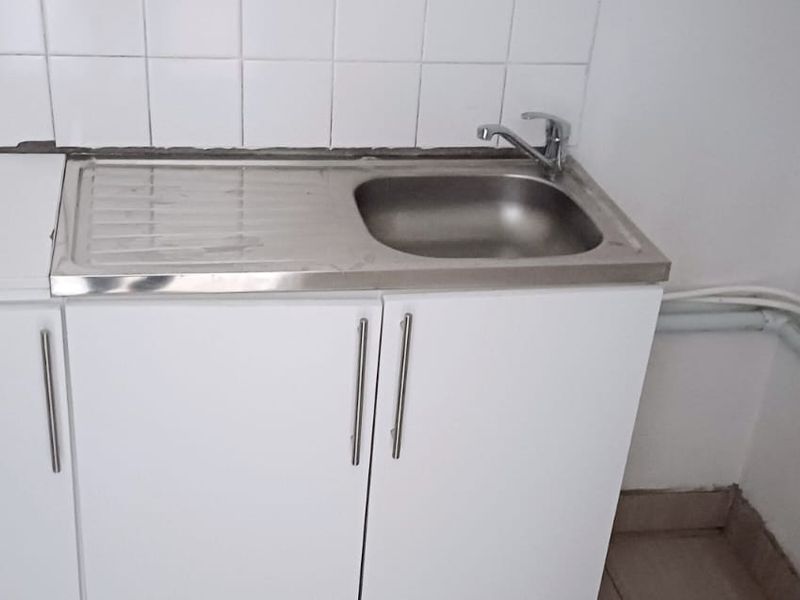 Prime Retail Space Available on Waterkant Street - Photo 7