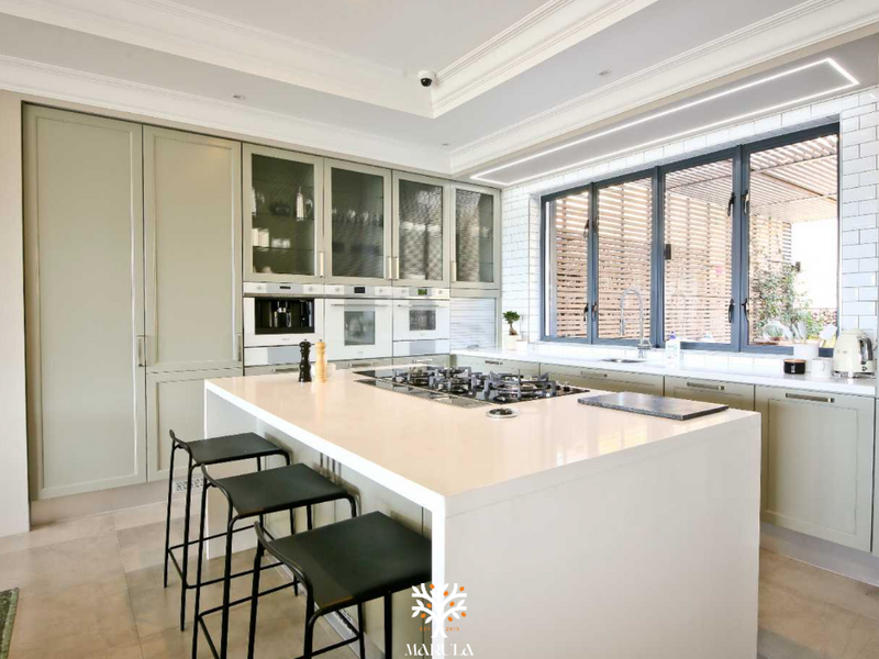 LUXURY VILLA FOR SALE | AM WEINBURG - Photo 2