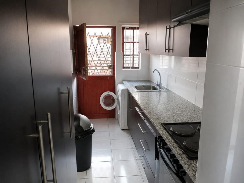 2-Bedroom Home in Arboretum, Richards Bay - Practical Living Space - Photo 2