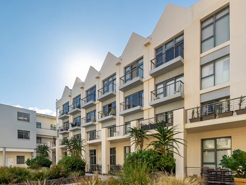 Hens Teeth TWO almost three bed unit in much sought after beachfront complex - Photo 3