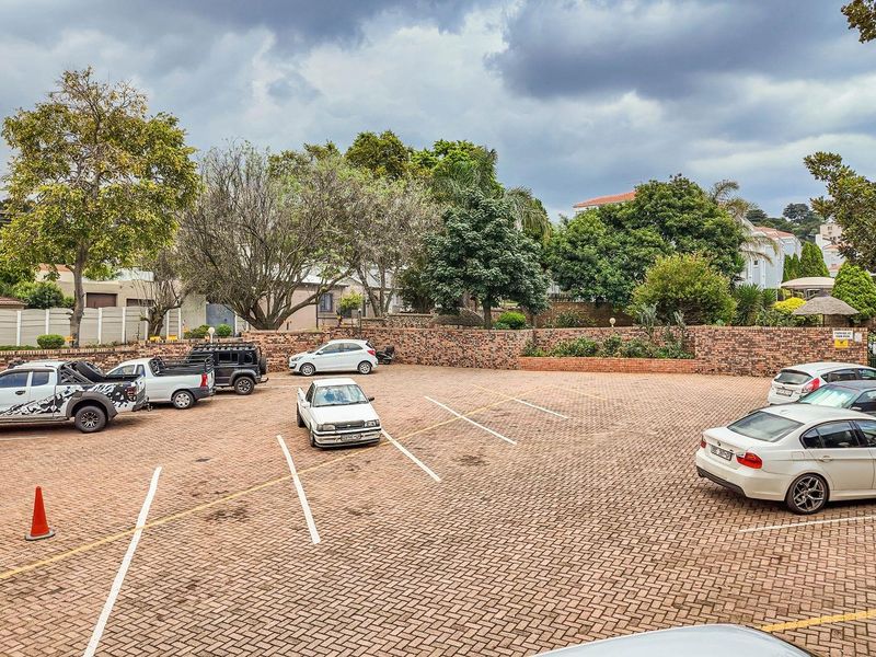 Turnkey investment opportunity in Bergendal, Northcliff. - Photo 2