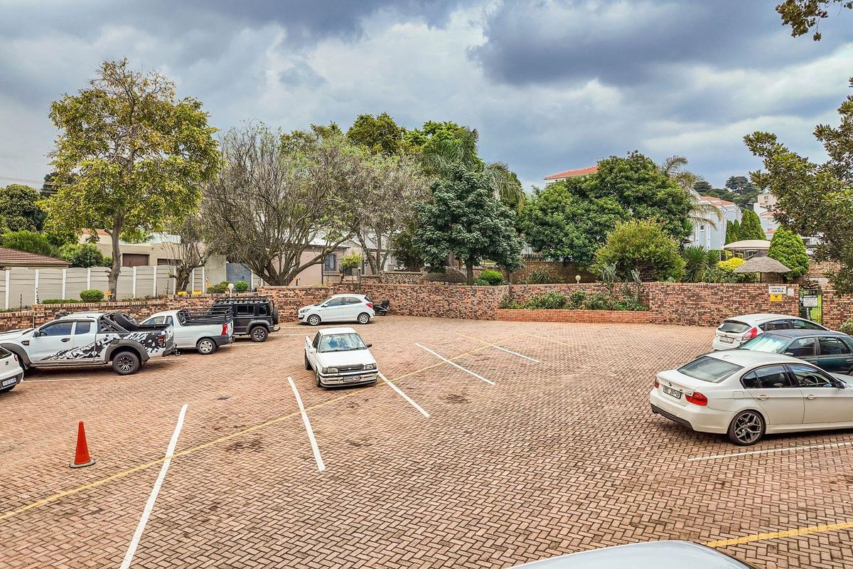 Turnkey investment opportunity in Bergendal, Northcliff. - Photo 2