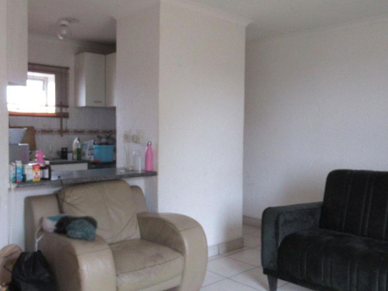 2 Bedroom Unit For sale in Winchester Hills - Photo 4